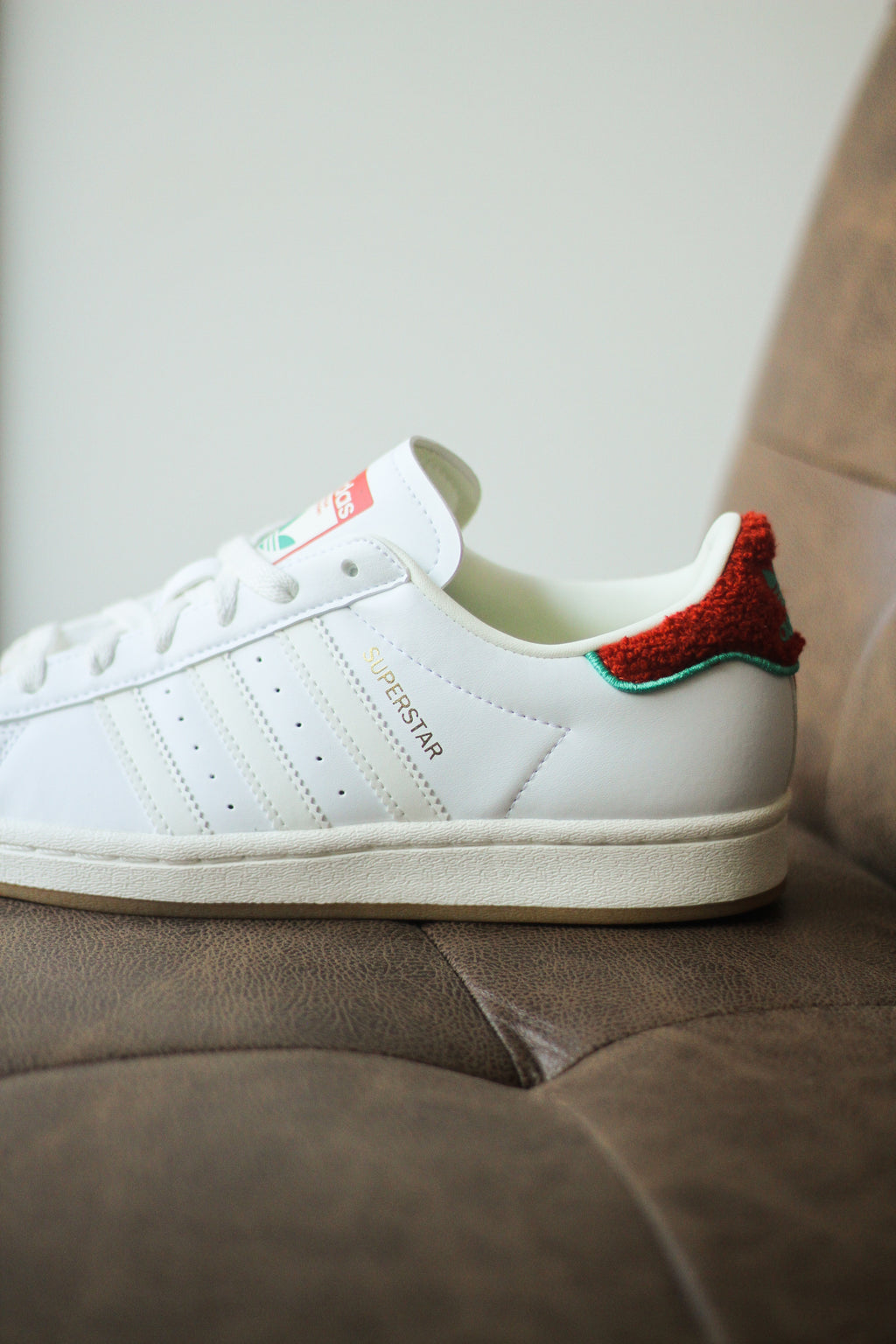 SUPERSTAR "CLOUD WHITE"  Sneaker Room