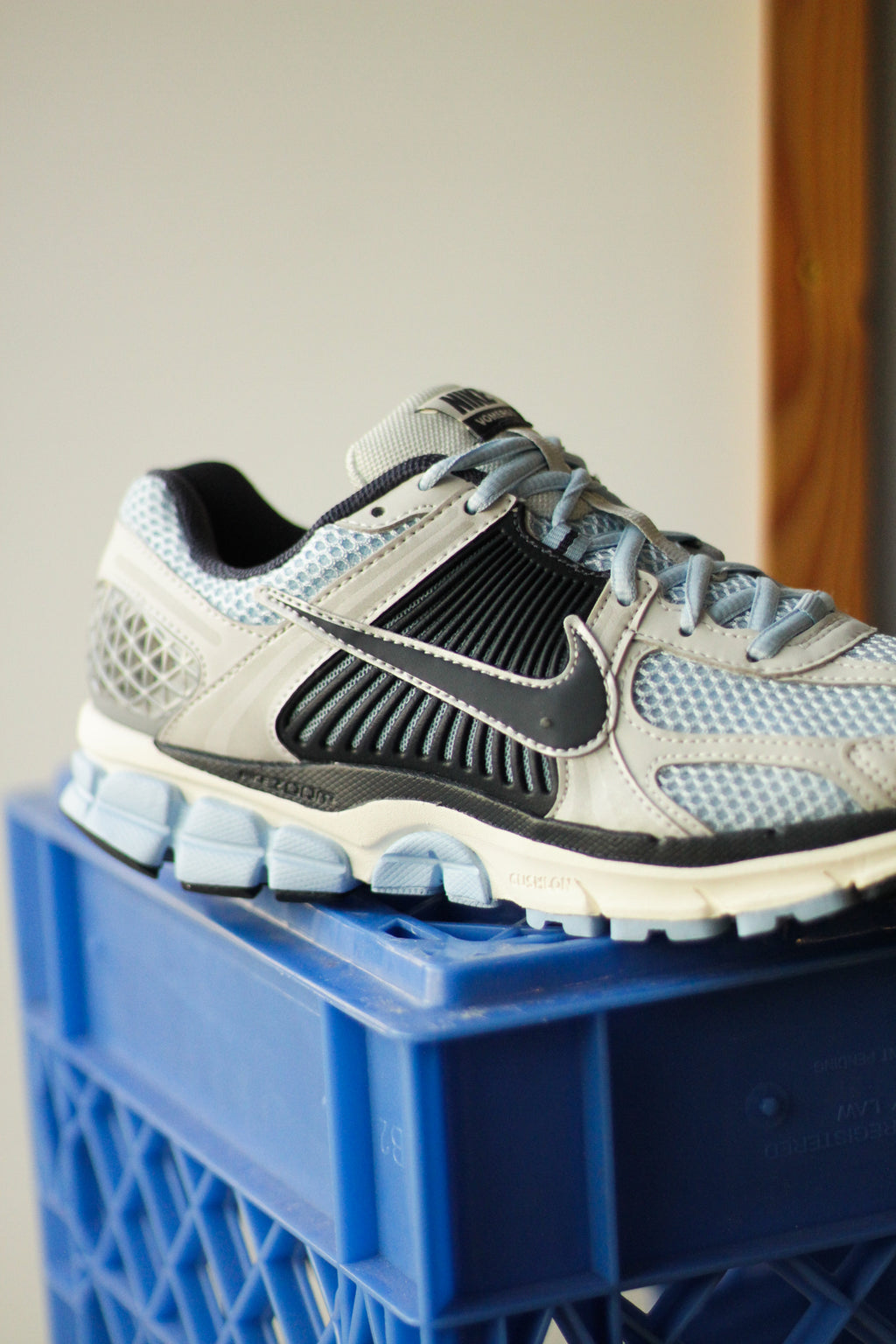 NIKE ZOOM VOMERO 5 