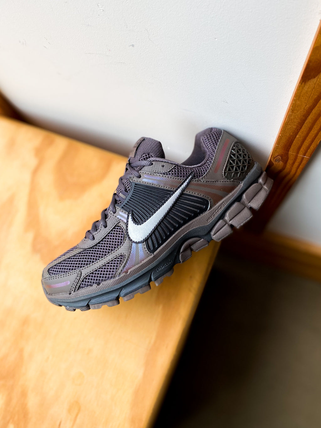 NIKE ZOOM VOMERO 5 