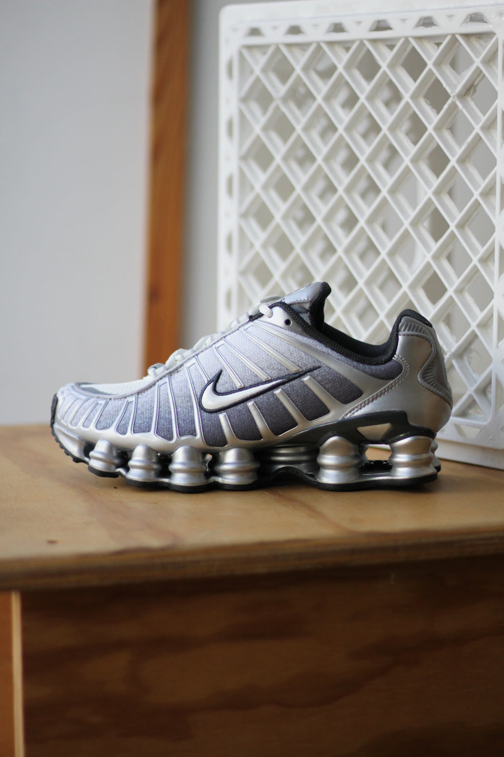 NIKE shox TL silver シルバー　25センチ IMG_2362-2_1024x.jpg?v=1751554625