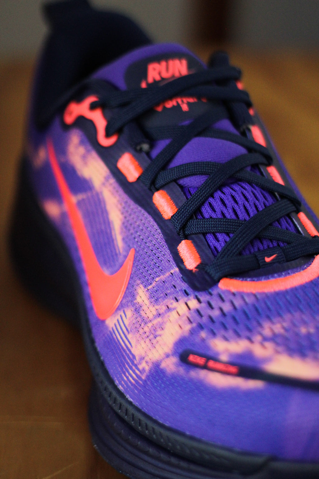 NIKE VOMERO 18 