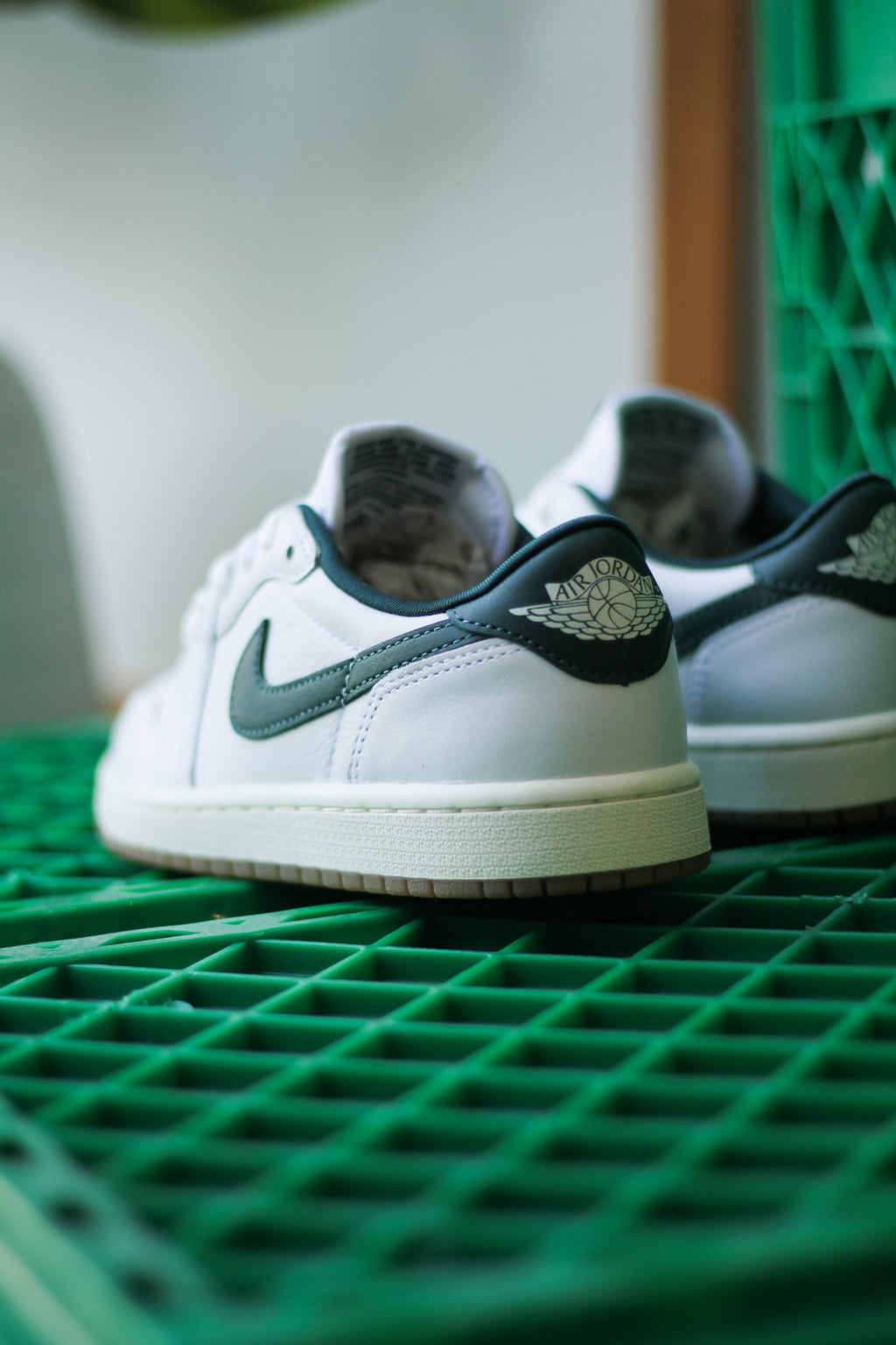 W AIR JORDAN 1 LOW OG 