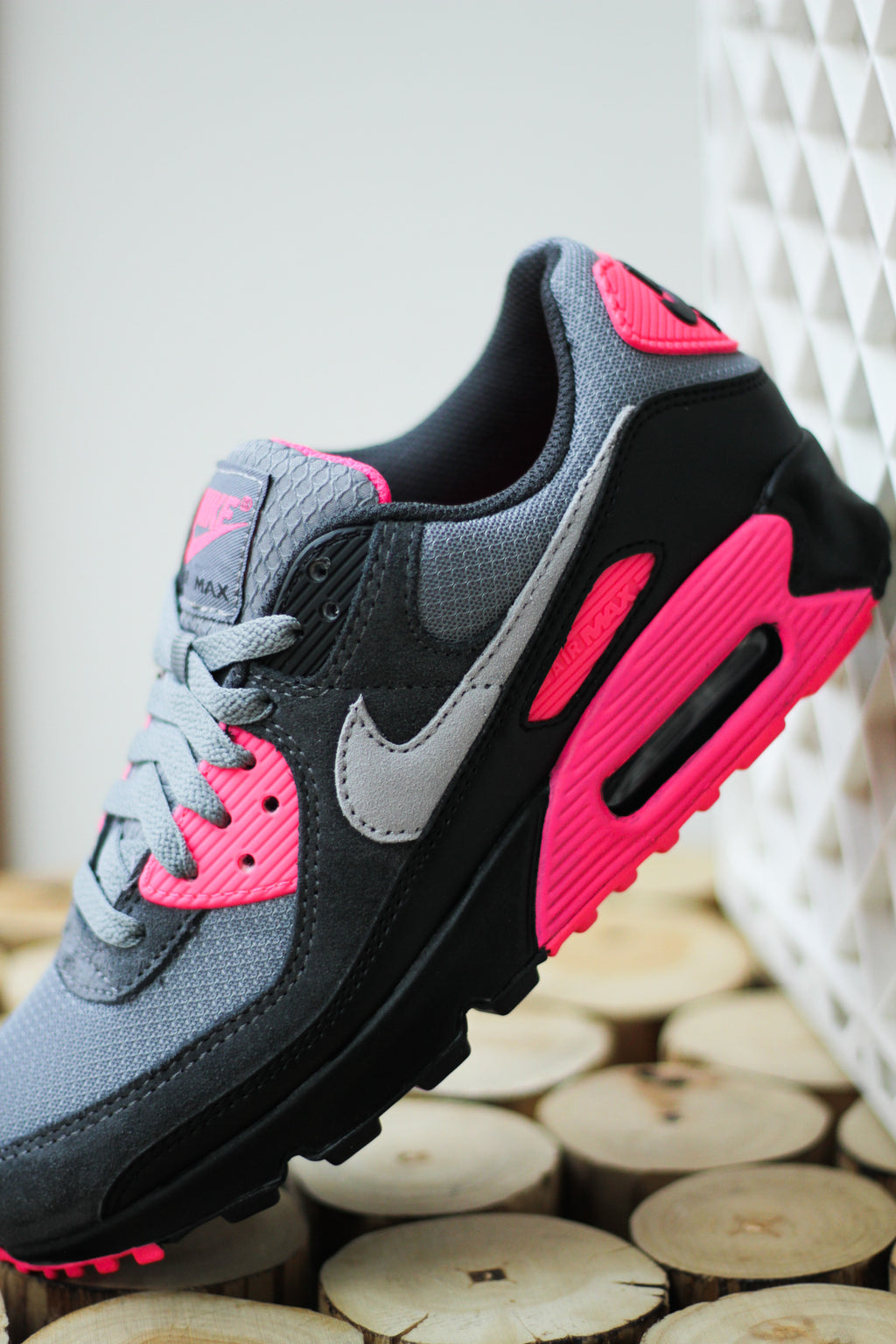 grey and pink air max 90