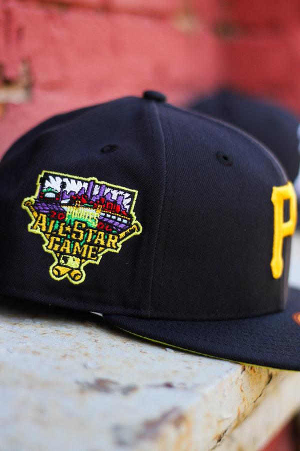 2006 PITTSBURGH PIRATES NAVY FITTED W/ KIWI UNDER VISOR