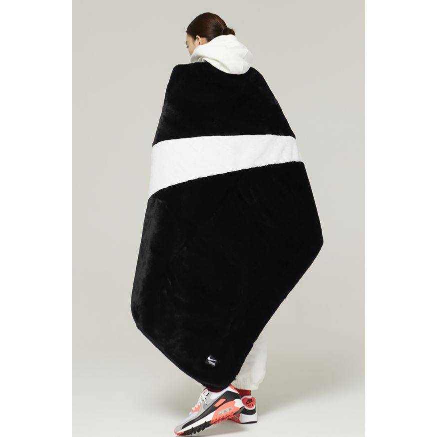 Nike hotsell sportswear blanket
