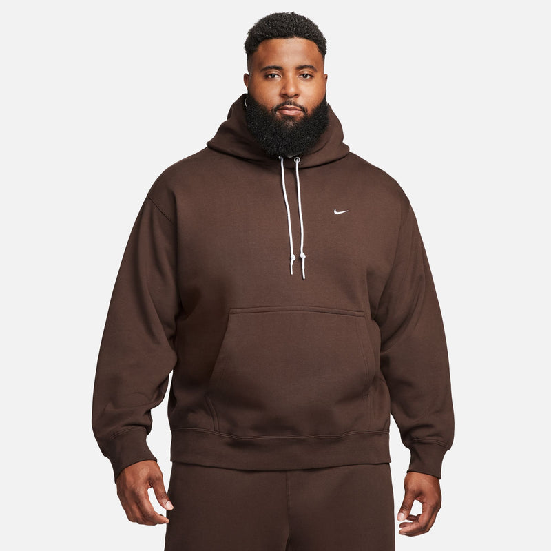 SOLO SWOOSH HOODIE "BAROQUE BROWN"