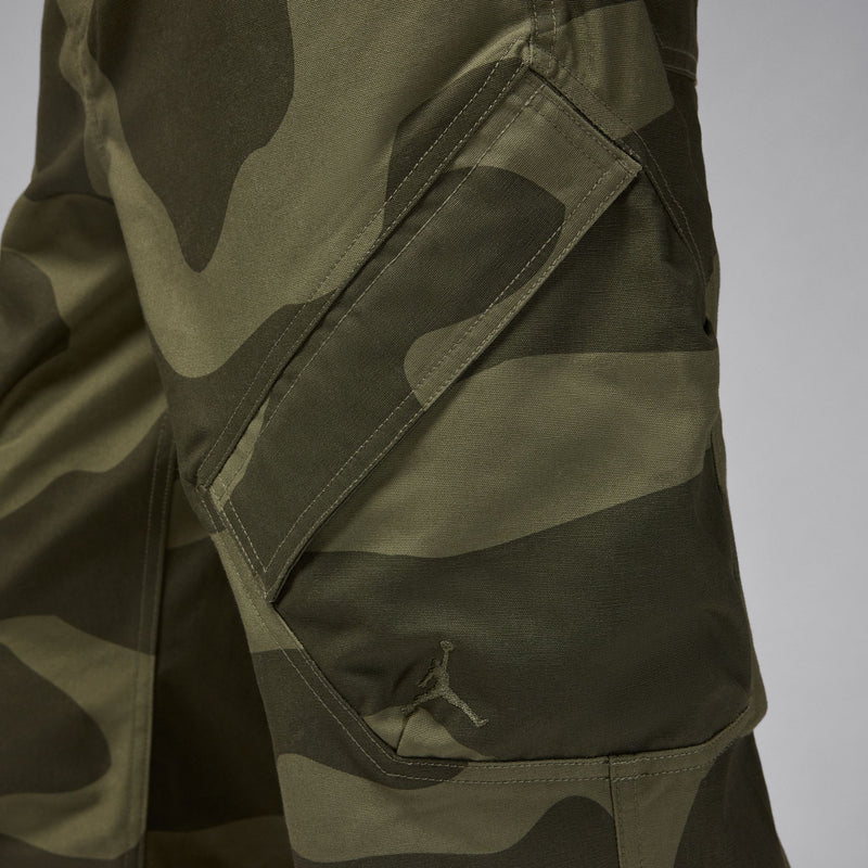 ESSENTIALS CHICAGO PANTS "MEDIUM OLIVE"