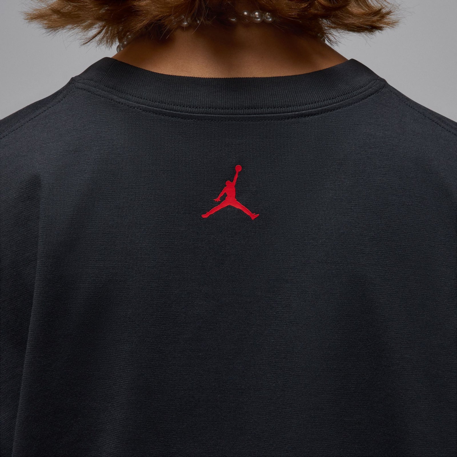 W JORDAN OVERSIZED SHORT SLEEVE GRAPHIC SHIRT 