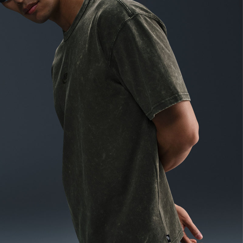 ★Nike★ Sportswear Premium Essential Max90 T-Shirt M Sequoi NIKE SPORTSWEAR MAX90 T-SHIRT