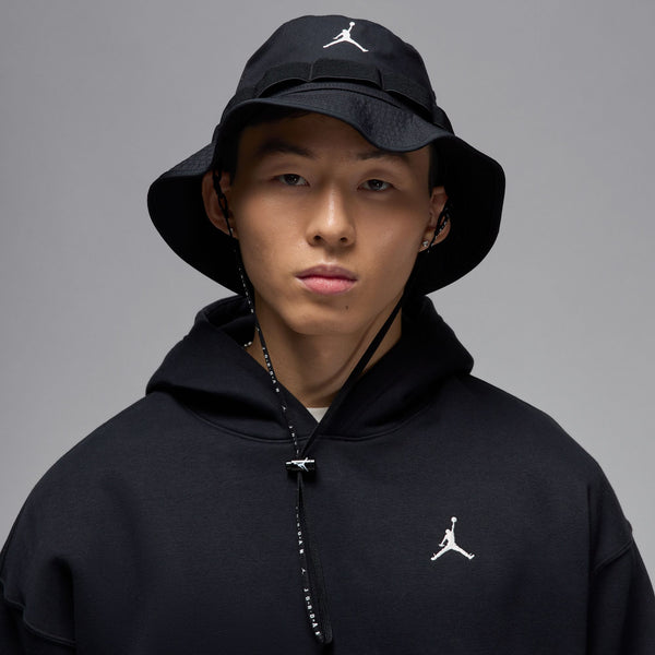 JORDAN APEX BUCKET HAT "BLACK/WHITE"