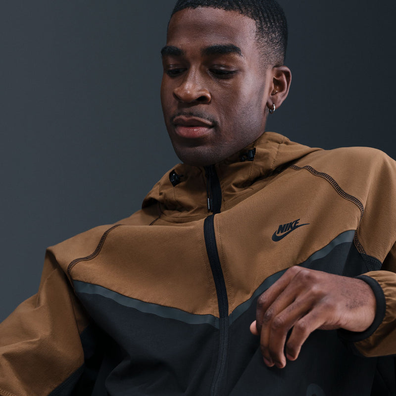 NIKE TECH WOVEN JACKET "BLACK/MOSSWOOD BROWN/BLACK"