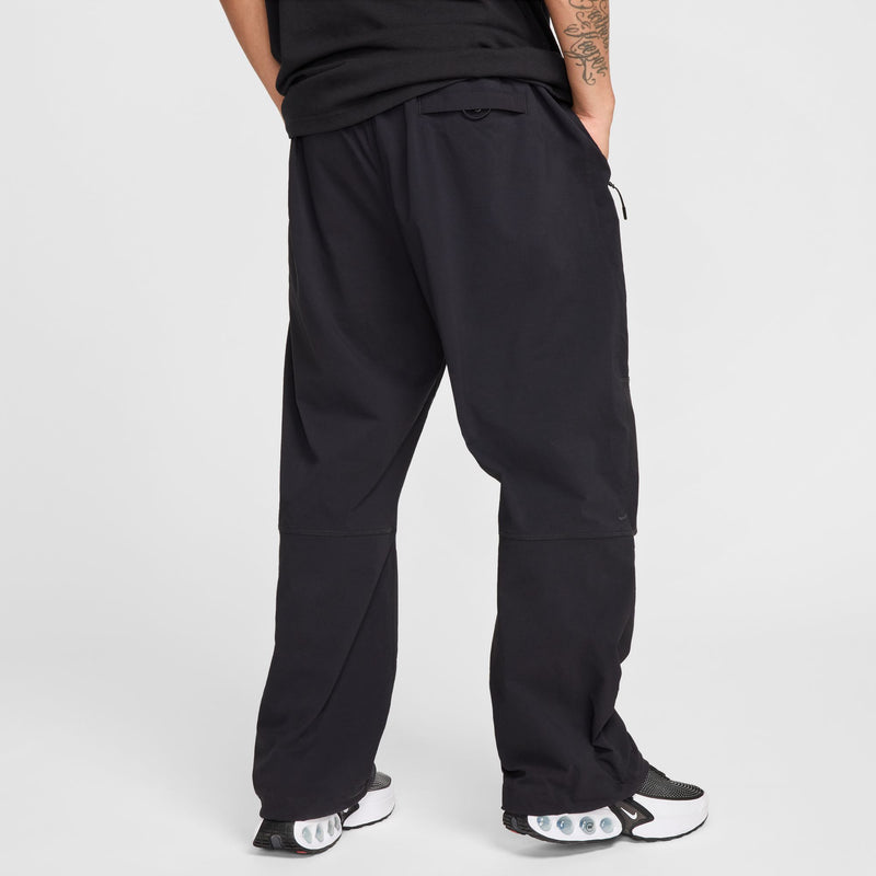NIKE TECH WOVEN OVERSIZED PANTS "BLACK/BLACK/BLACK"