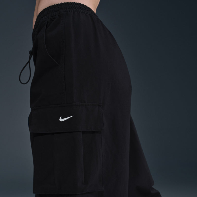 W NIKE MID-RISE OVERSIZED WOVEN CARGO PANTS "BLACK/SAIL"