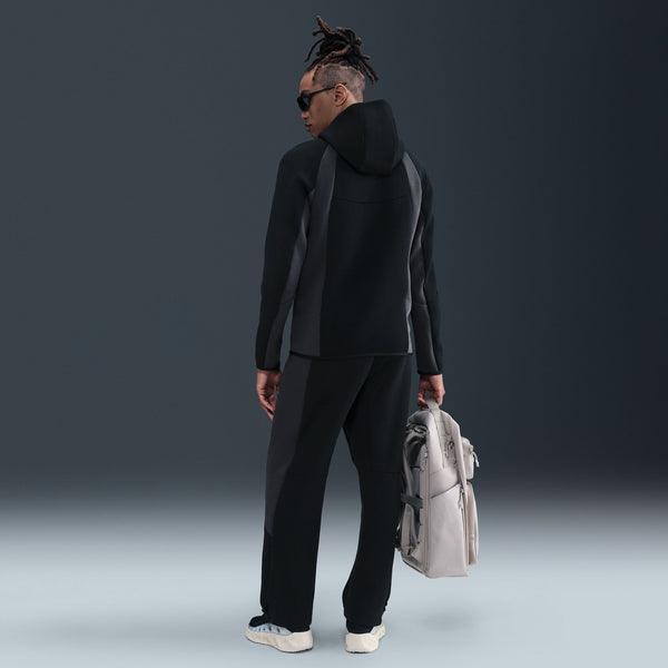 NIKE TECH COLOR BLOCK OPEN HEM FLEECE PANTS "BLACK/ANTHRACITE/BLACK"