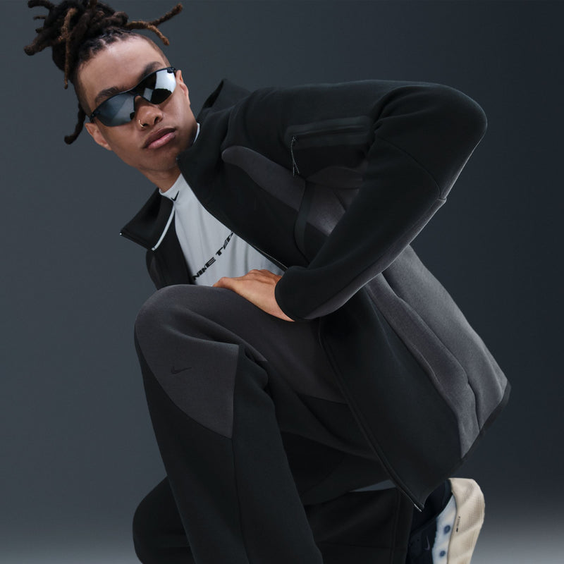 NIKE TECH COLOR BLOCK OPEN HEM FLEECE PANTS "BLACK/ANTHRACITE/BLACK"