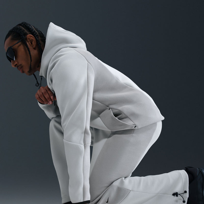 NIKE TECH COLOR BLOCK OPEN HEM FLEECE PANTS "LIGHT SILVER/LT SMOKE GREY/BLACK"