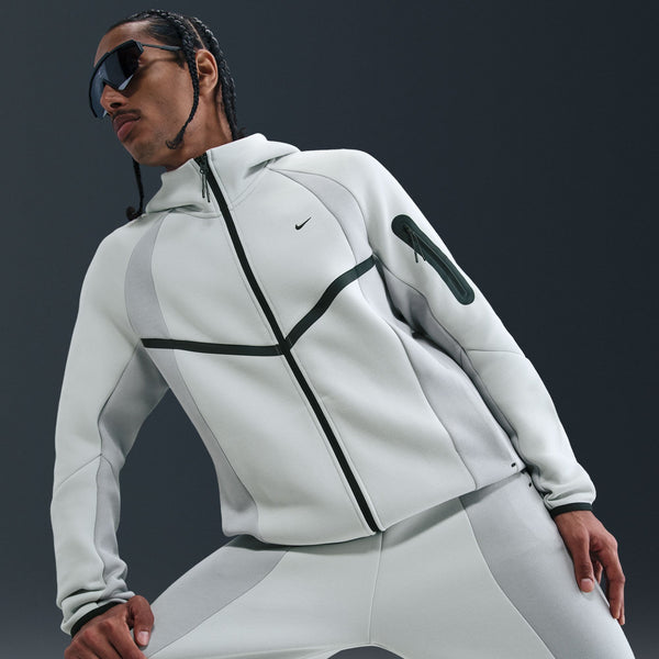 NIKE TECH COLOR BLOCK FULL ZIP WINDRUNNER JACKET "LIGHT SILVER/LT SMOKE GREY/BLACK"