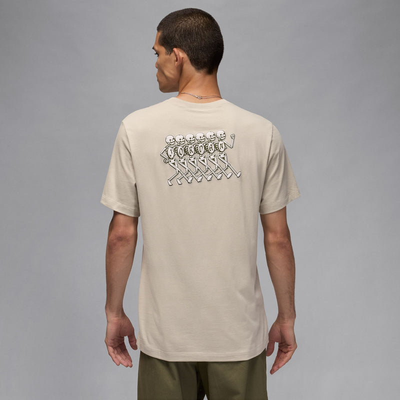 JORDAN SOMOS ETERNOS T-SHIRT "LIGHT STONE/LEGION GREEN"