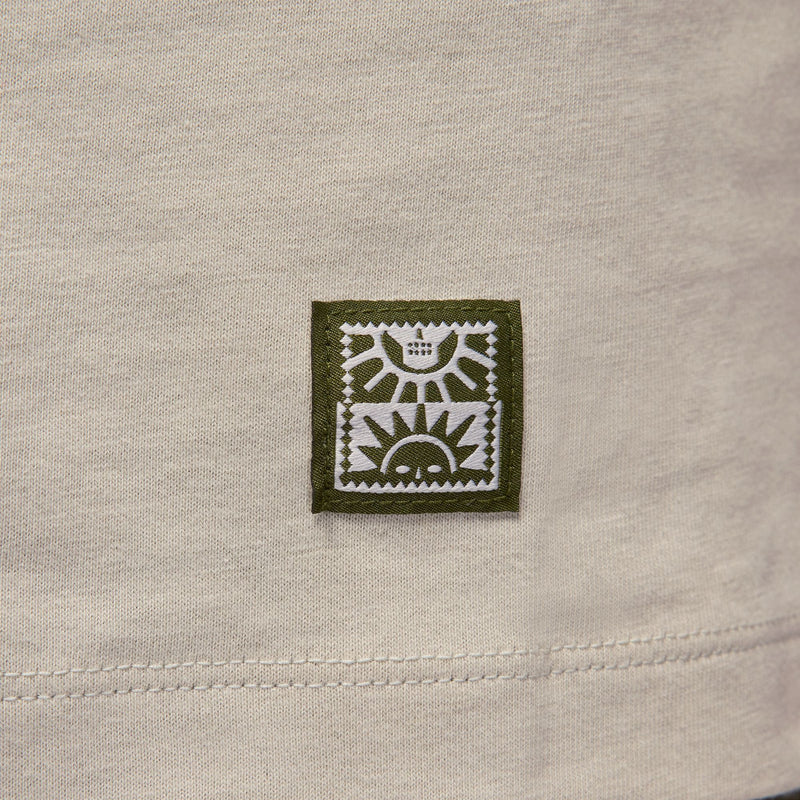 JORDAN SOMOS ETERNOS T-SHIRT "LIGHT STONE/LEGION GREEN"