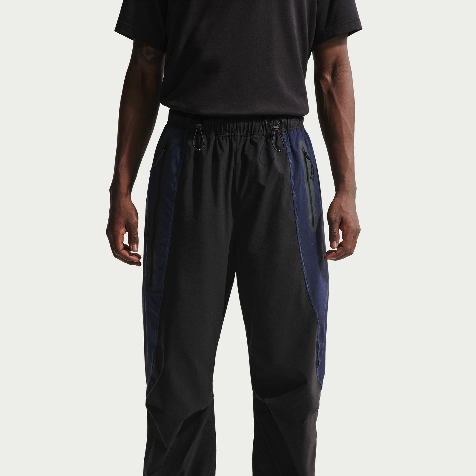 パンツ Color Block Sporty Pants NIKE TECH WOVEN COLOR BLOCK PANTS 
