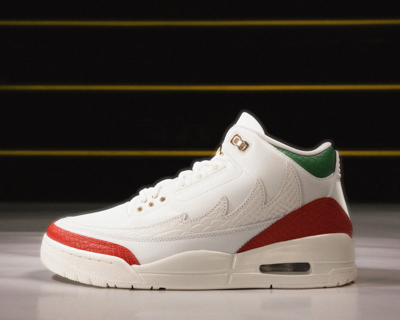 AIR JORDAN 3 RETRO "SUMMIT WHITE/METALLIC GOLD-PINE GREEN"