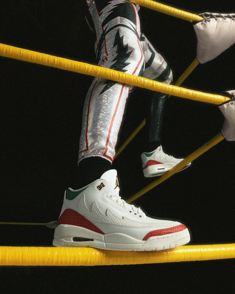 AIR JORDAN 3 RETRO "SUMMIT WHITE/METALLIC GOLD-PINE GREEN"