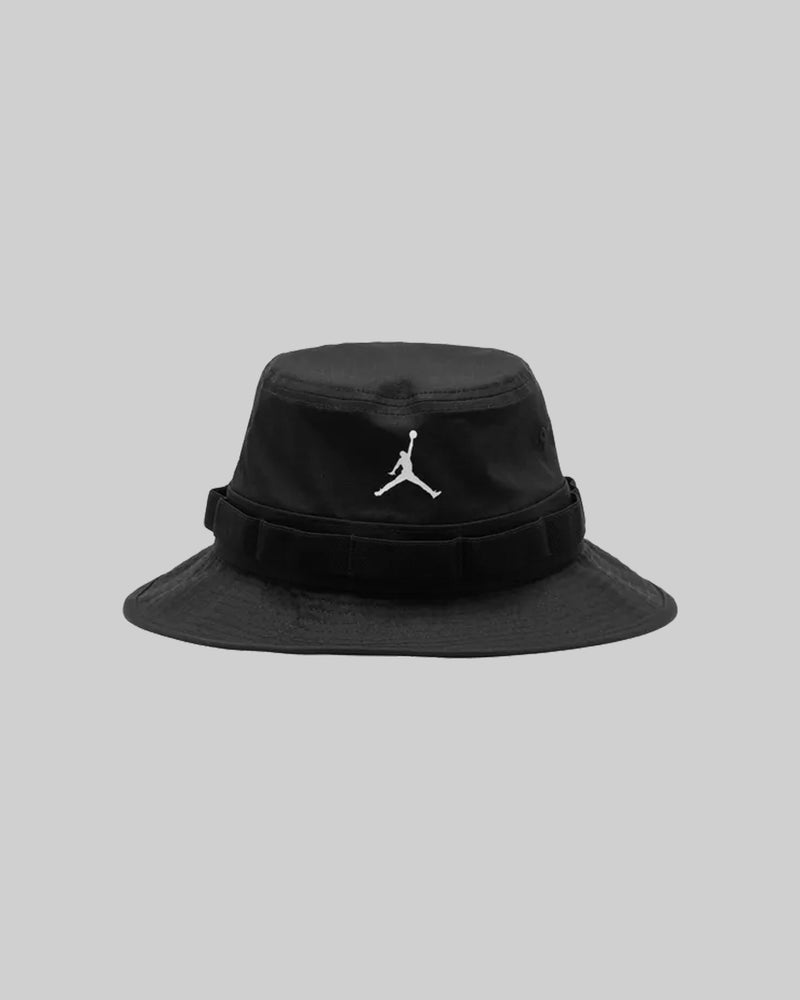 JORDAN APEX BUCKET HAT "BLACK/WHITE"