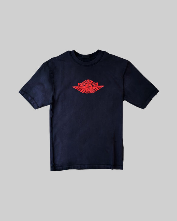 AIR JORDAN RARE AIR T-SHIRT "BLACK/CHILE RED"