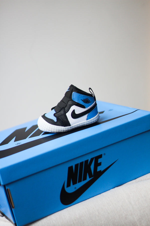 JORDAN 1 CRIB BOOTIE "UNIVERSITY BLUE"