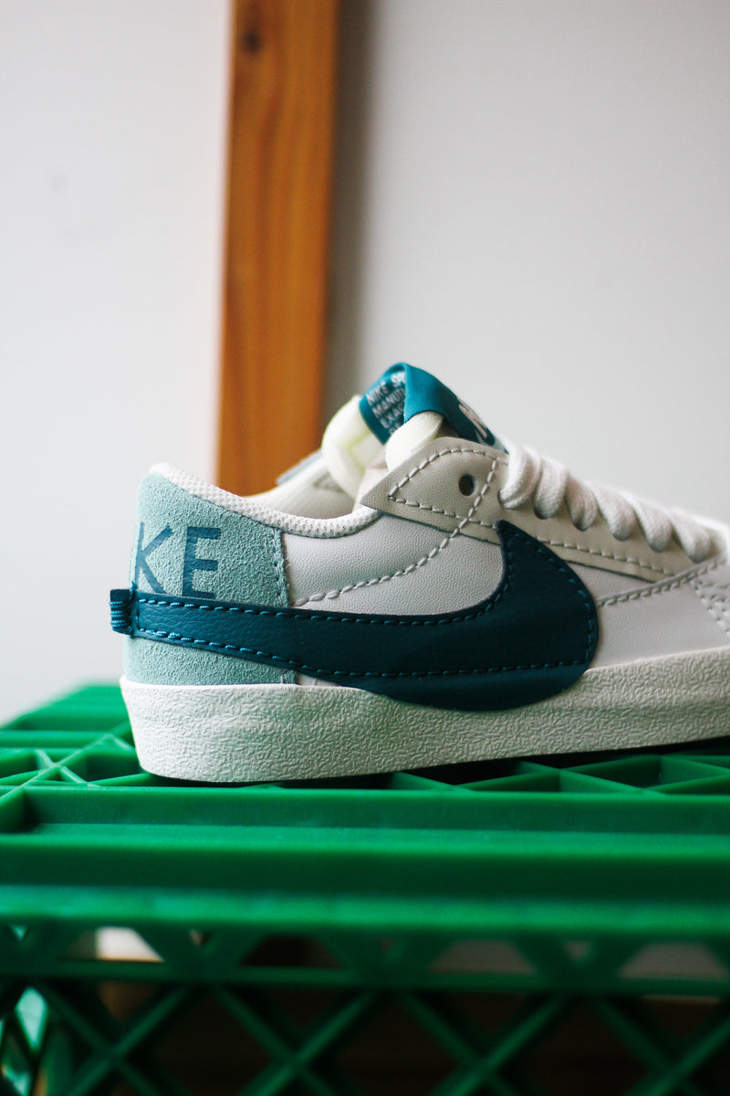 W BLAZER LOW '77 JUMBO "GEODE TEAL"