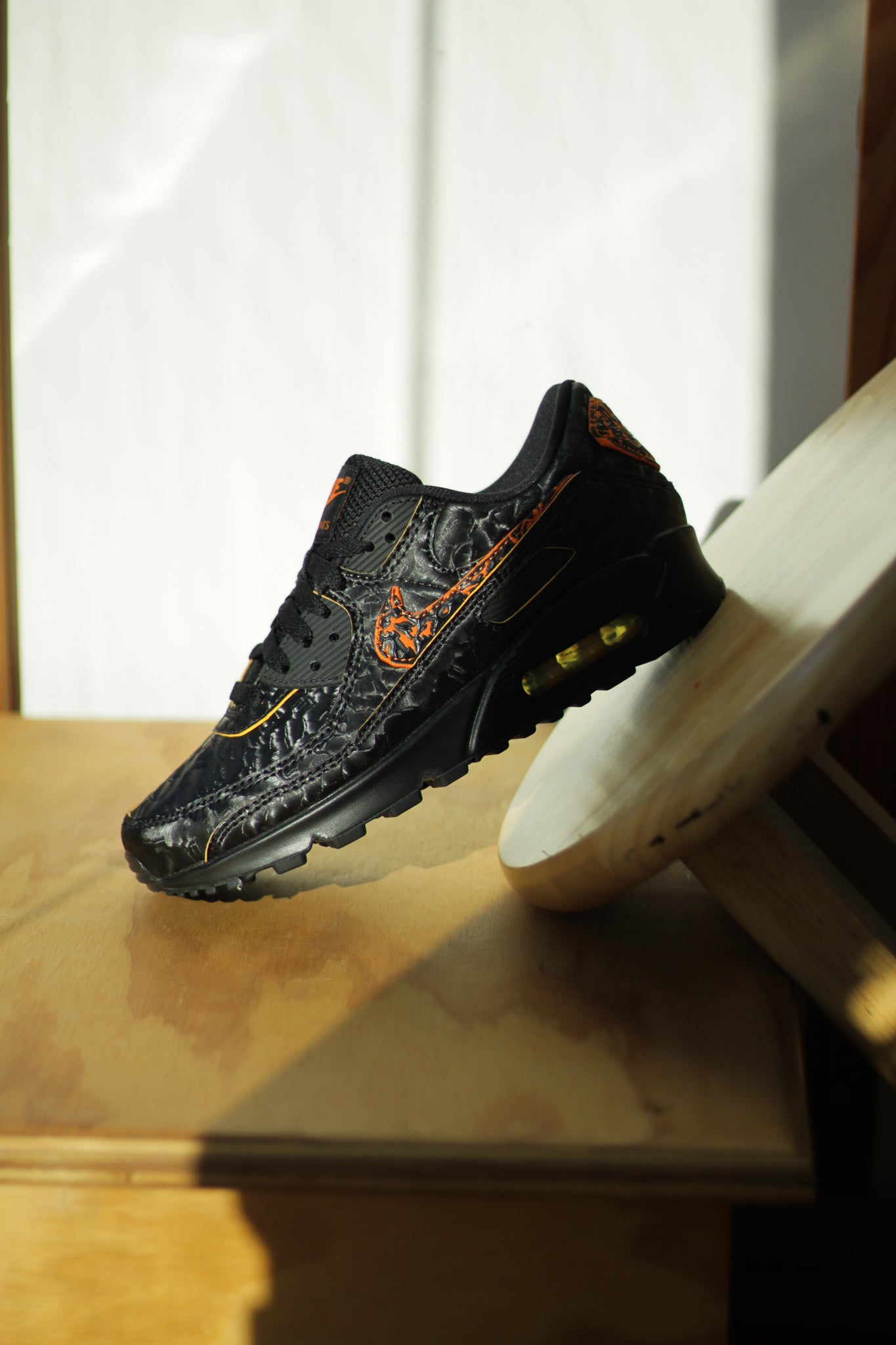 nike air max 90 black and orange