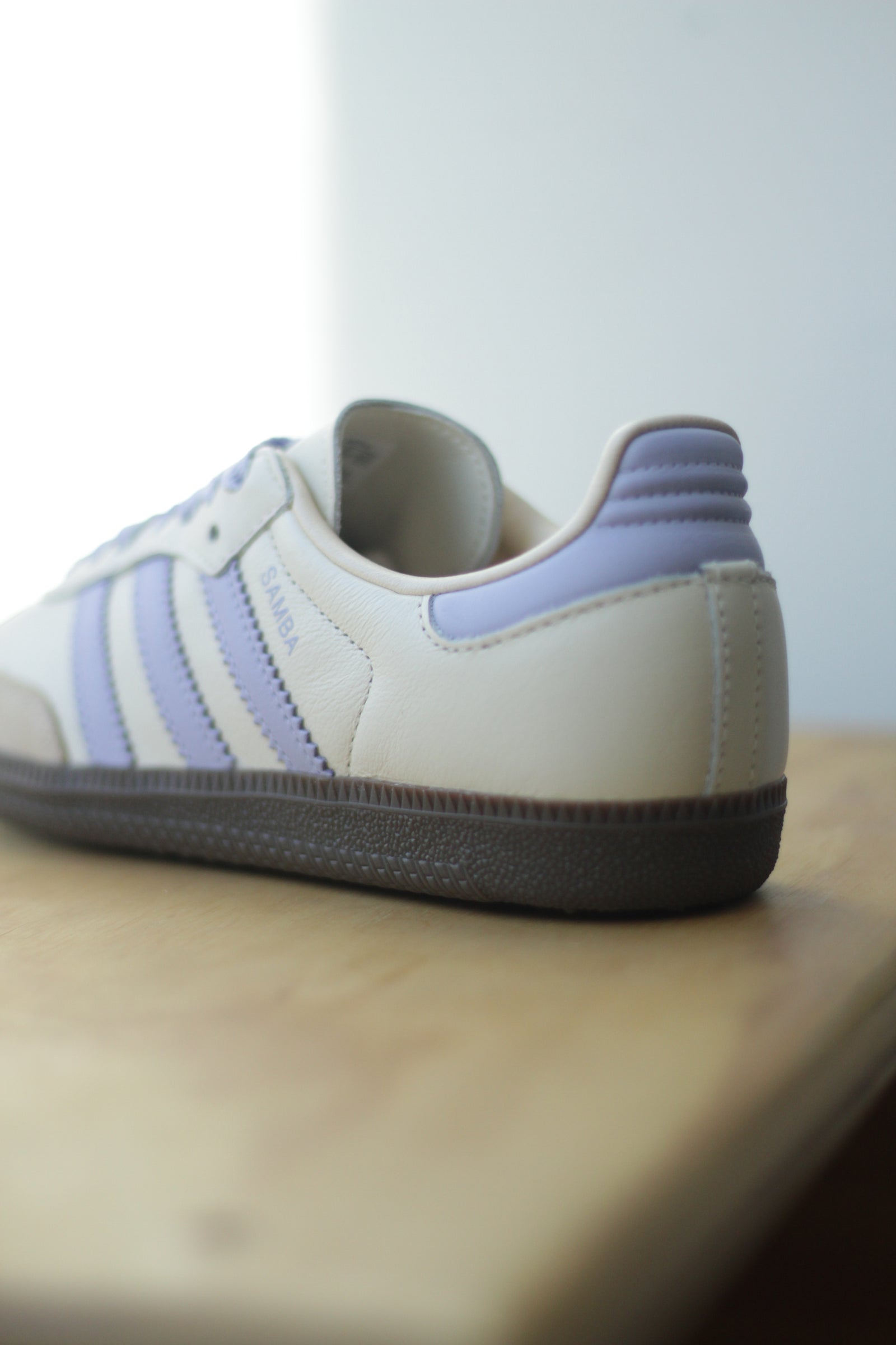 ★早期完売★【adidas】25SS サンバ Cream White Violet Tone Adidas Women Samba OG Cream White / Violet Tone / Sand
