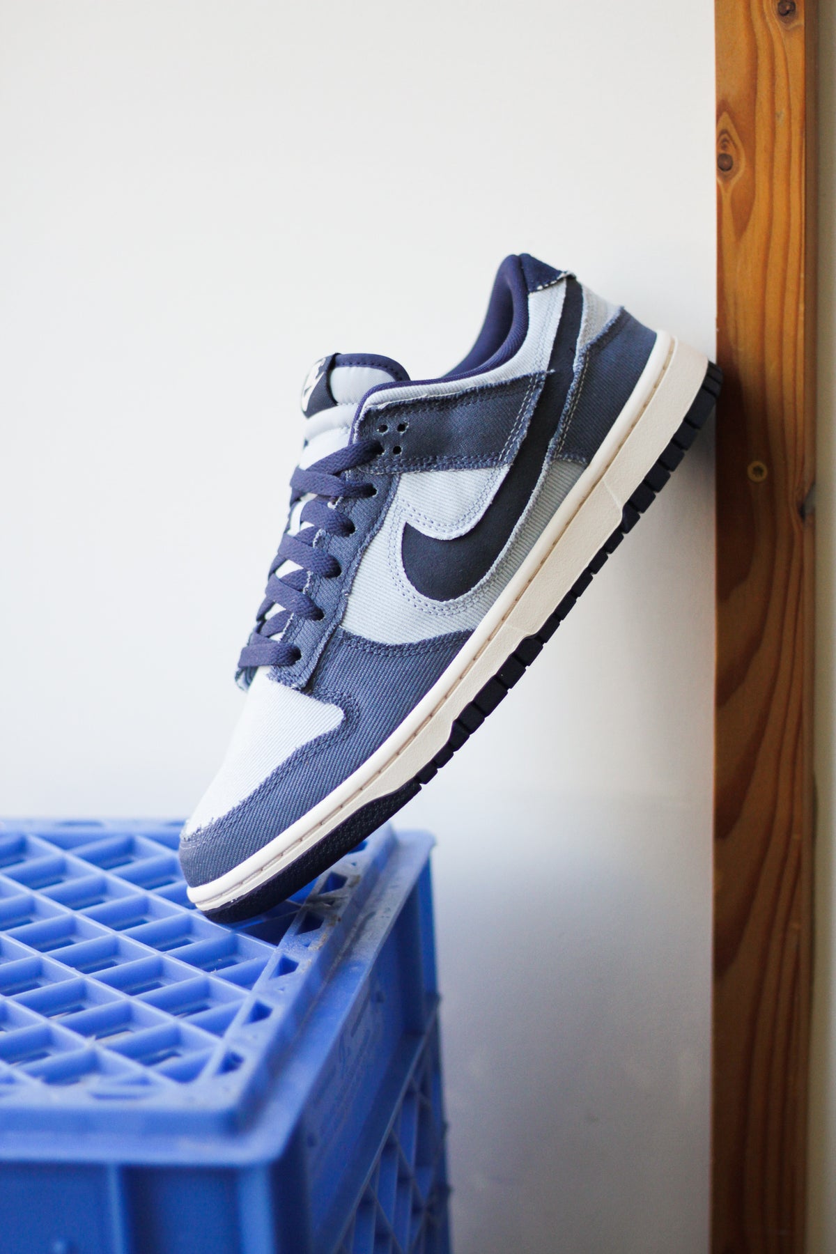 国内配送 NIKE DUNK LOW RETRO SE LT ARMORY BLUE/MIDNIGHT NAVY NIKE DUNK LOW RETRO SE