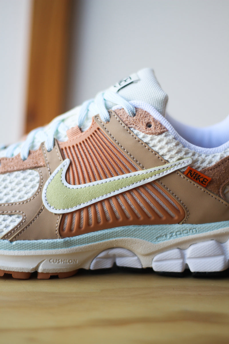 ZOOM VOMERO 5 "HAVE A NIKE DAY"