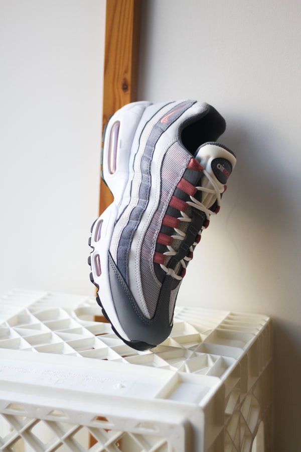 AIR MAX 95 "RED STARDUST"