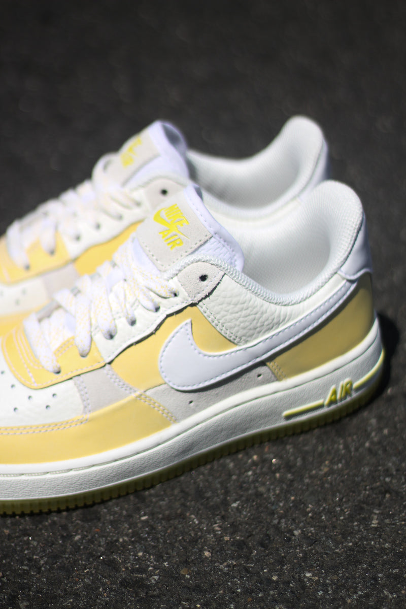 W AIR FORCE 1 '07 LOW "OPTI YELLOW"