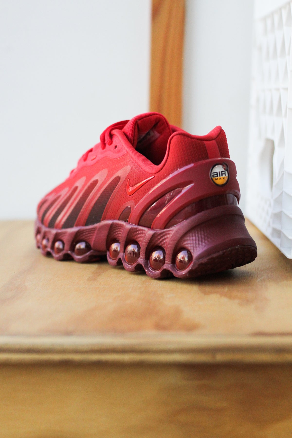 ◆正規品◆NIKE AIR MAX Dn8 UNIVERSITY RED(W)◆関税込◆人気◆ W NIKE AIR MAX DN8