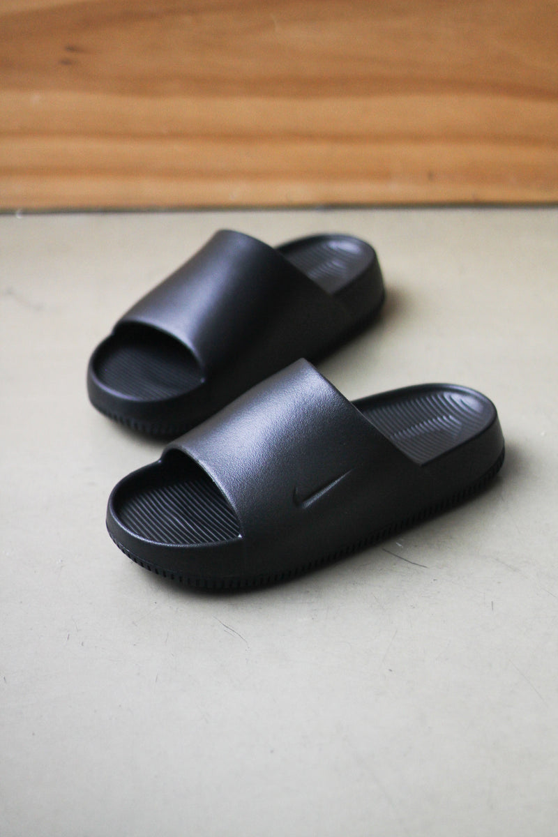 W CALM SLIDE "BLACK"