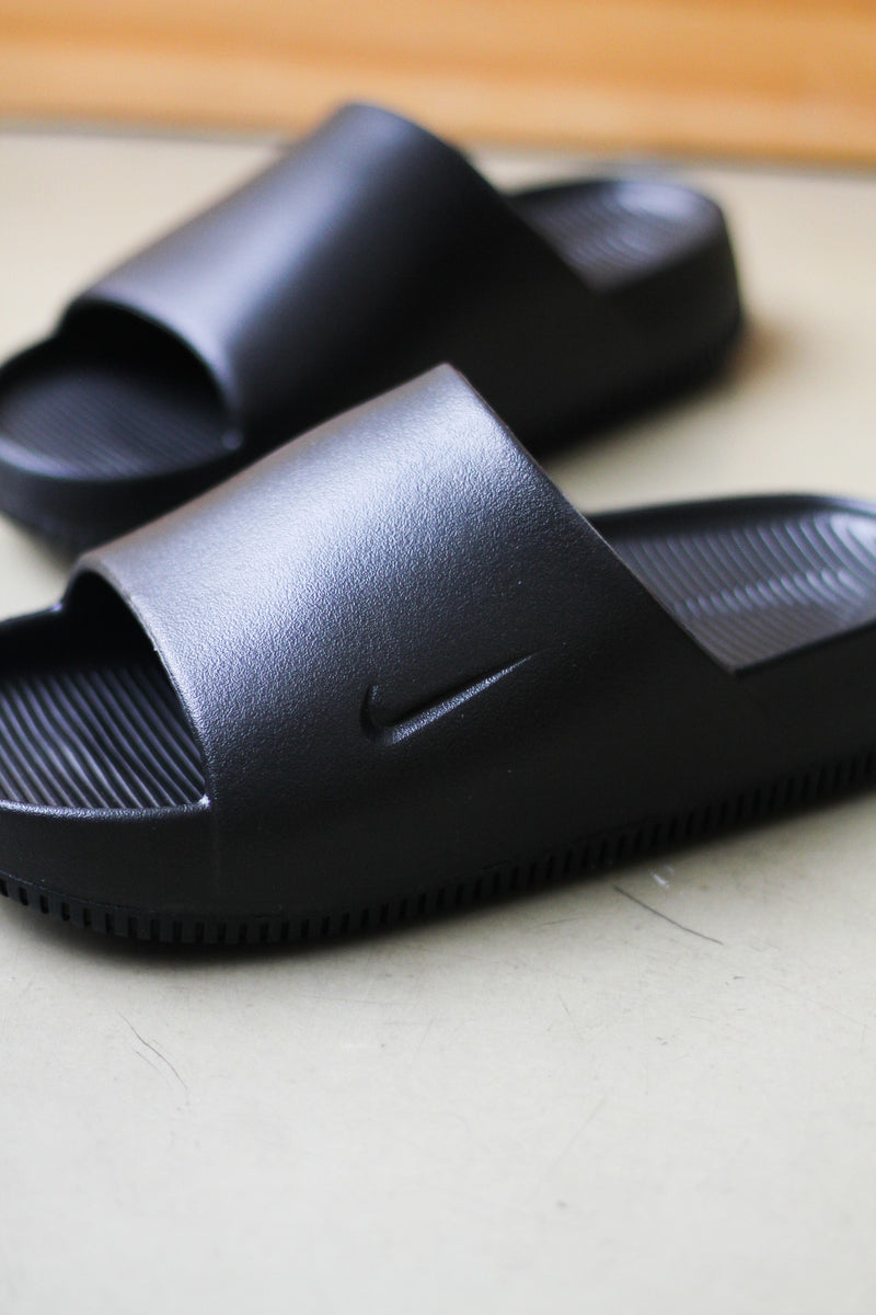 W CALM SLIDE "BLACK"