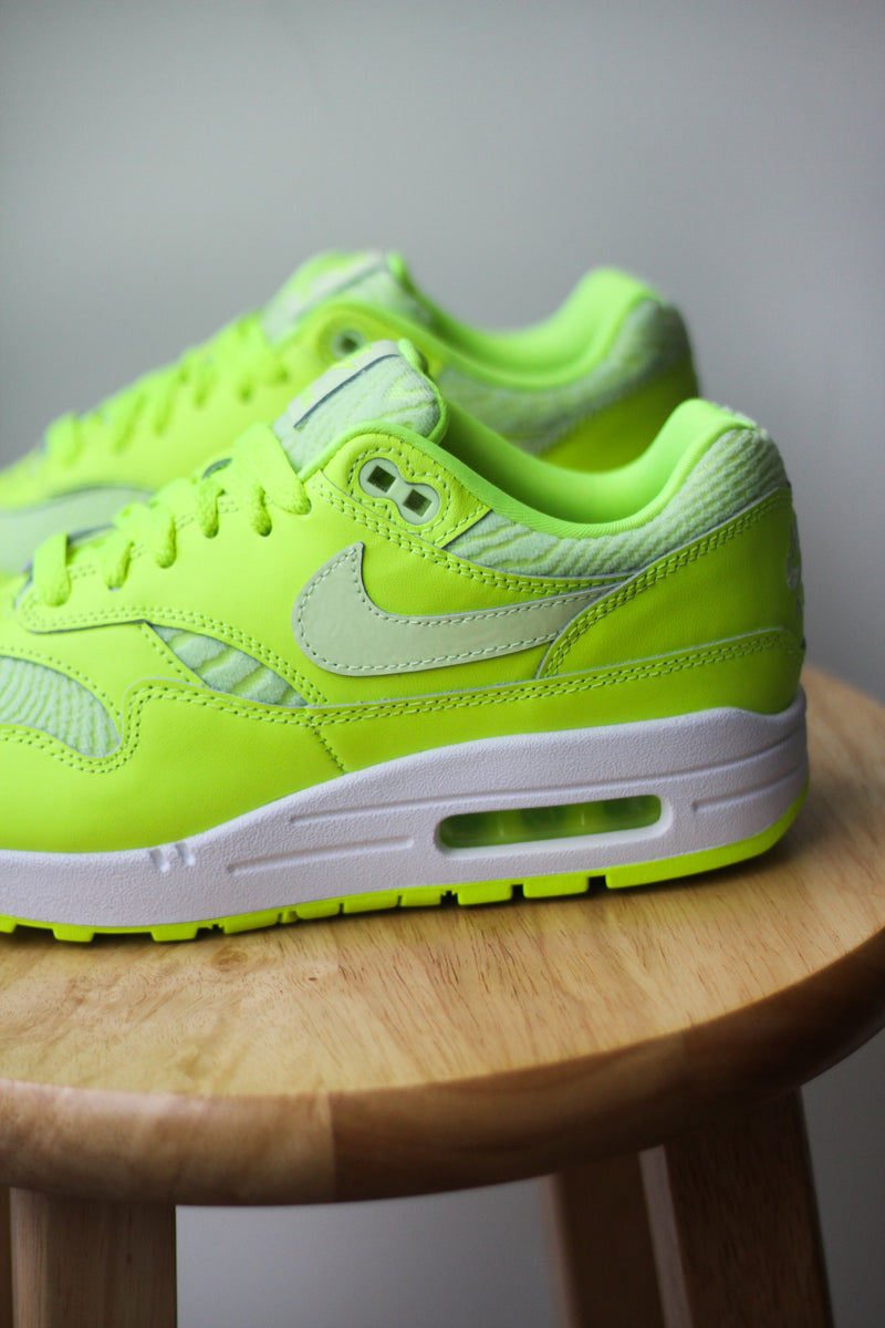 AIR MAX 1 PRM "VOLT"