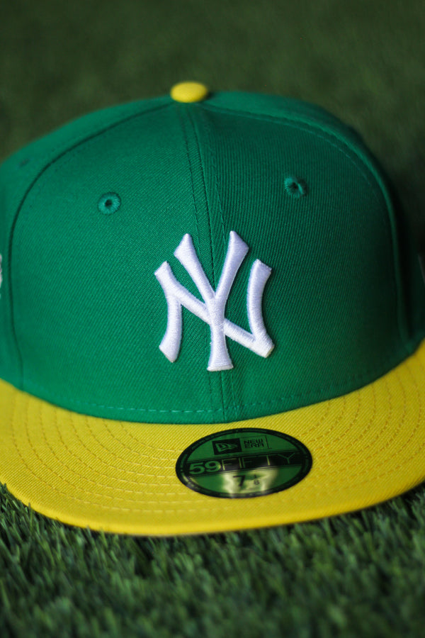 1998 NEW YORK YANKEES BOTANICAL GREEN TWO-TONE FITTED W/ GREY UNDER VISOR