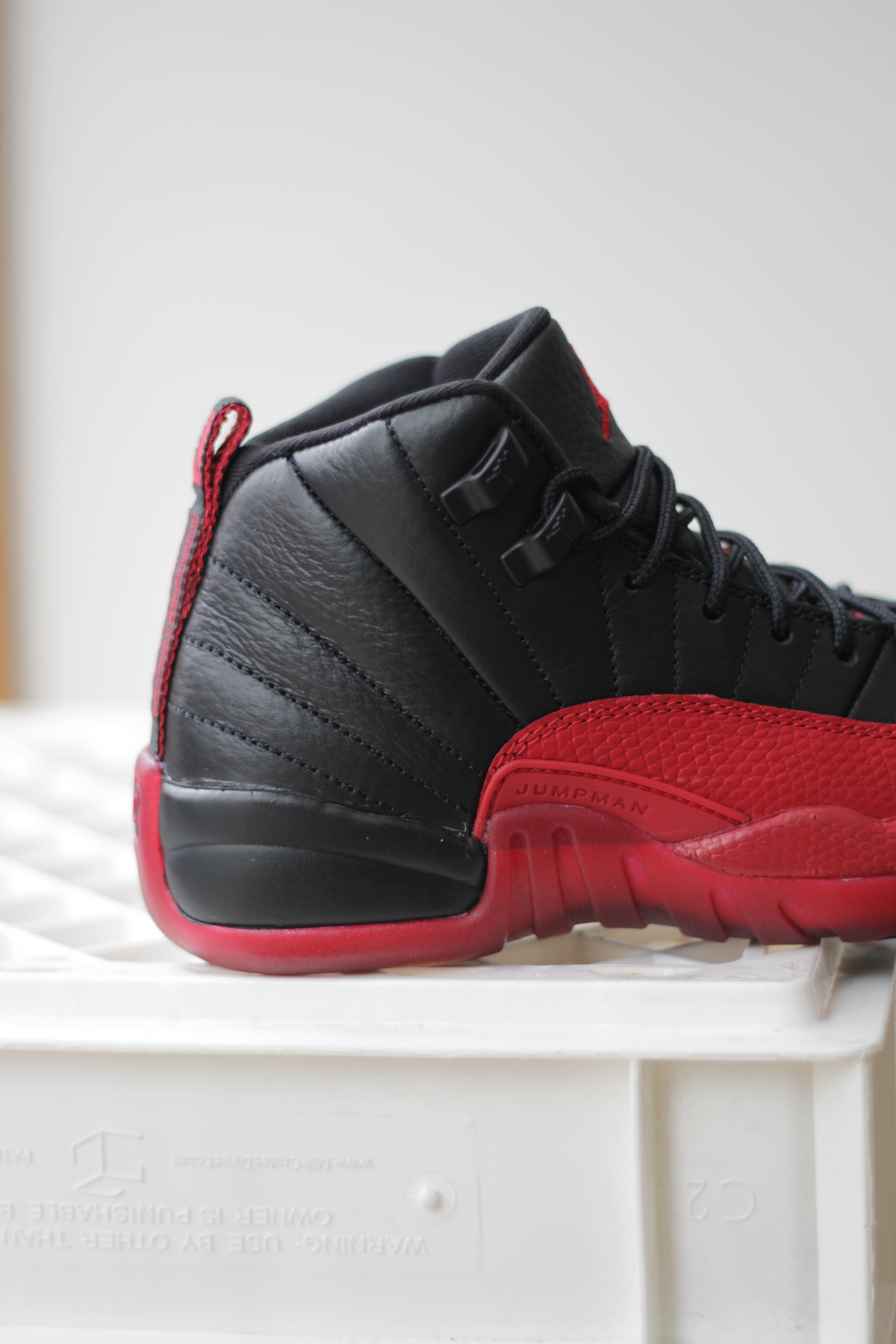 靴 Air Jordan 12 \"Black and Varsity Red\" Air Jordan 12 Retro 'Black & Varsity Red' Release Date. Nike