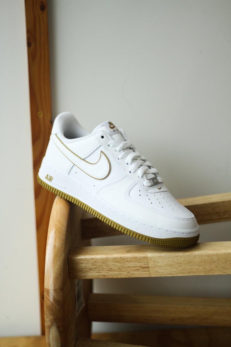 AIR FORCE 1 '07 "WHITE/BRONZINE"