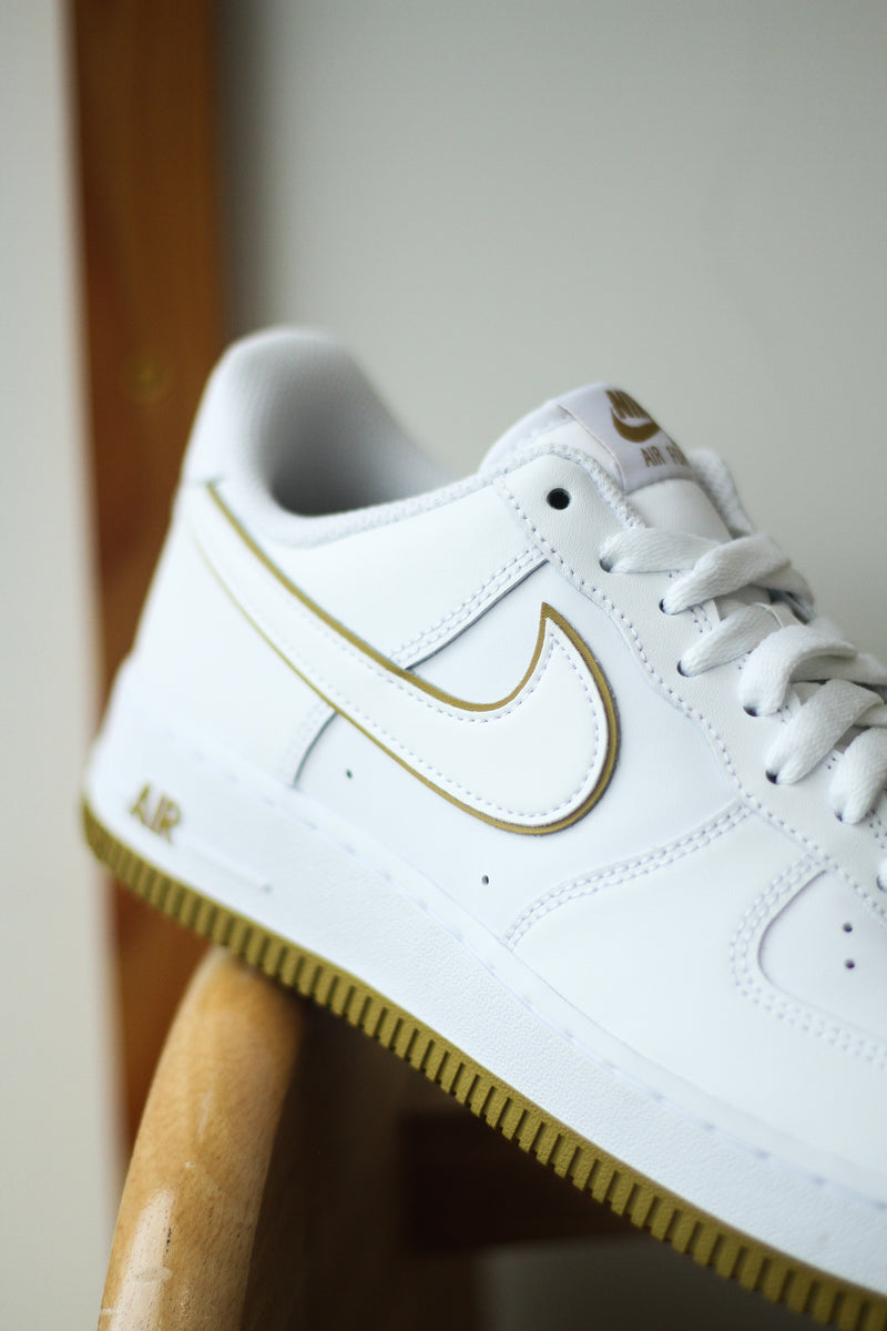 AIR FORCE 1 '07 "WHITE/BRONZINE"