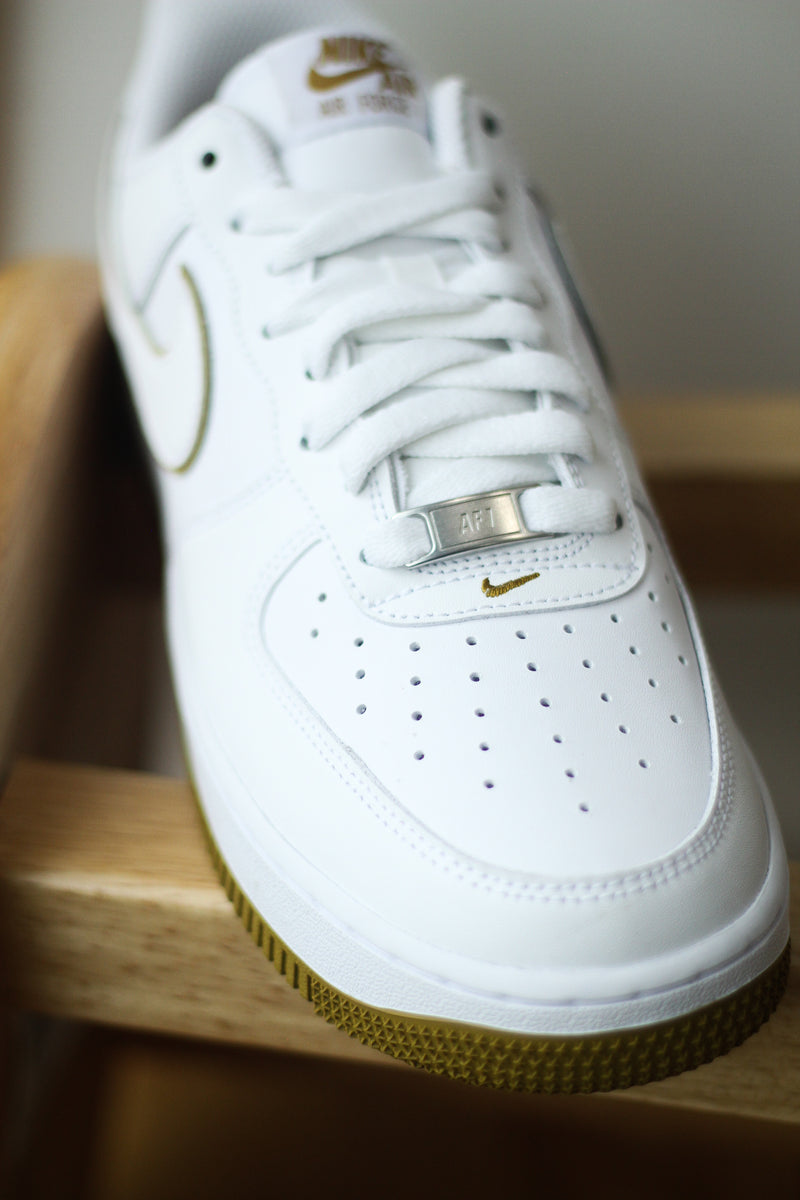 AIR FORCE 1 '07 "WHITE/BRONZINE"