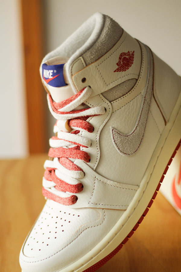 W AIR JORDAN 1 RETRO HIGH OG "SAIL/CINNABAR-LIGHT BONE"