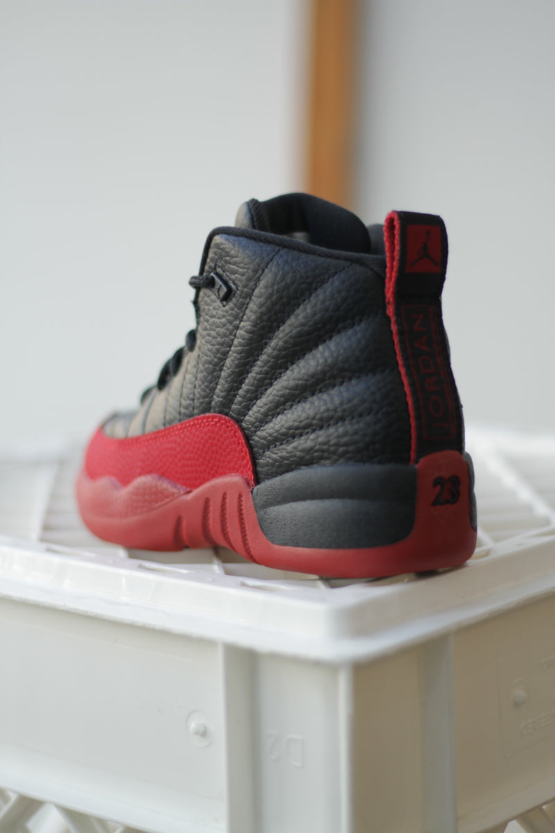 JORDAN 12 RETRO (PS) "BLACK/VARSITY RED"