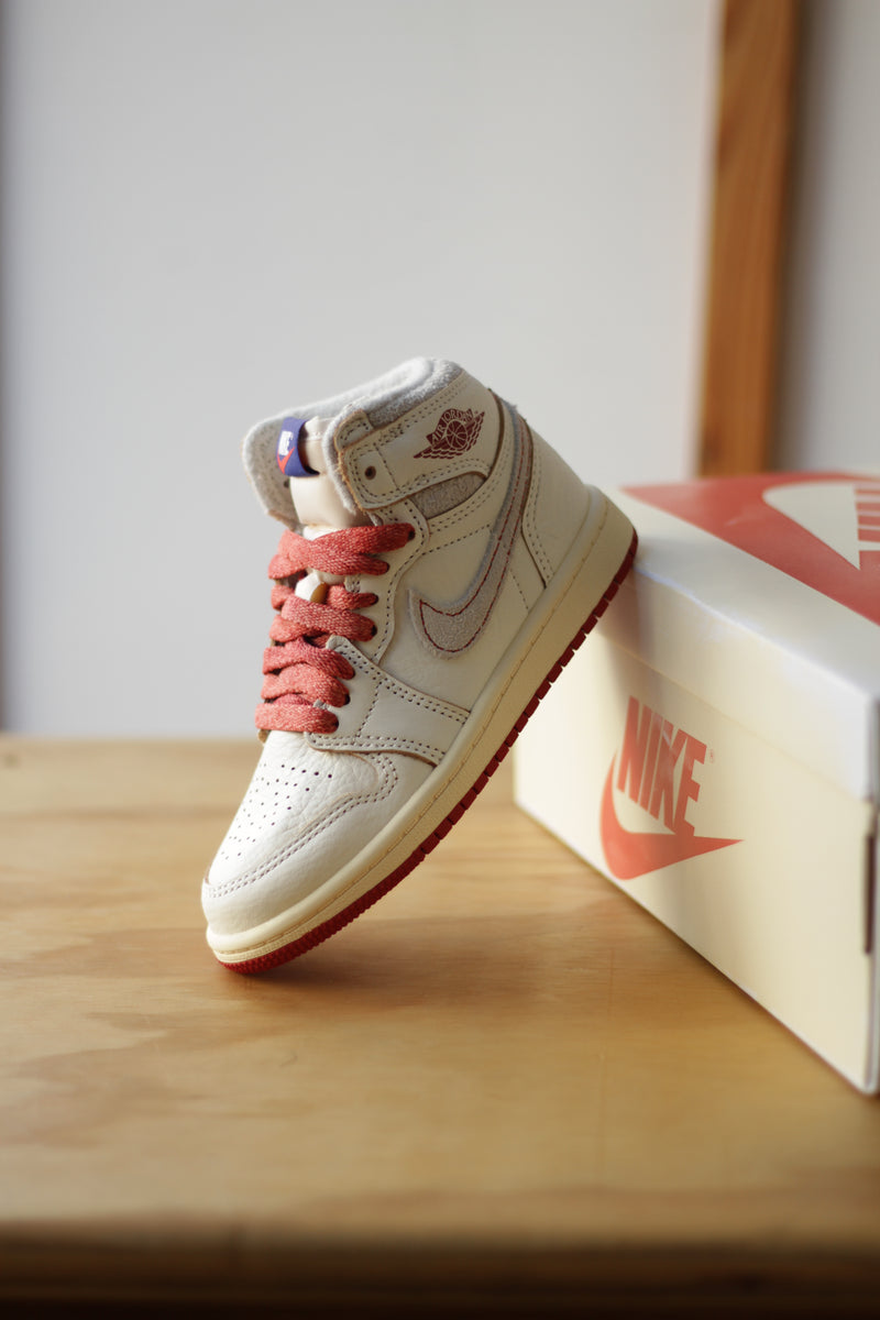JORDAN 1 RETRO HIGH OG (PS) "SAIL/CINNABAR-LIGHT BONE"