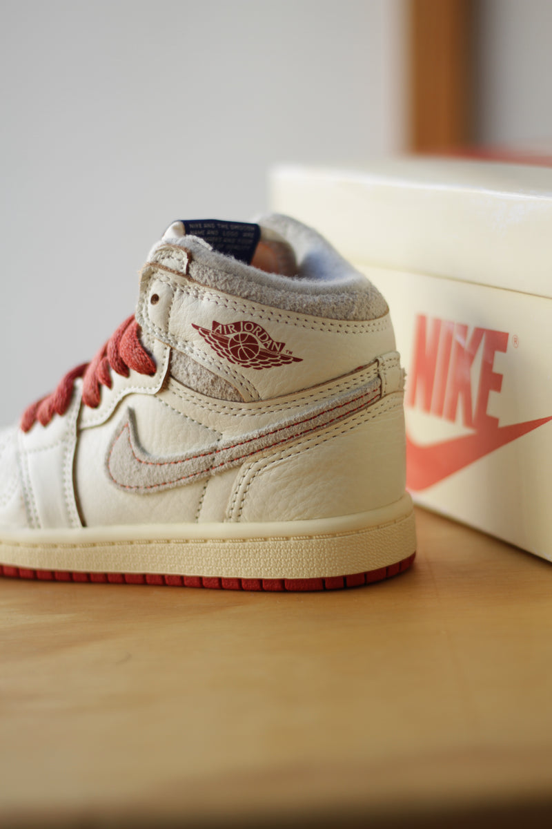 JORDAN 1 RETRO HIGH OG (PS) "SAIL/CINNABAR-LIGHT BONE"