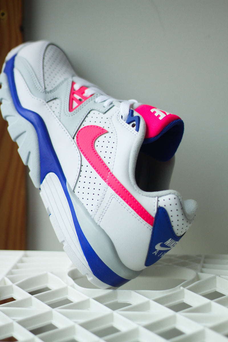 AIR CROSS TRAINER 3 LOW "HYPER PINK"